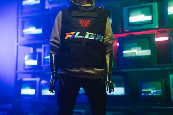 Elevate your look with techwear: black friday deals inside!